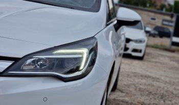 Opel Astra Sport Tourer full