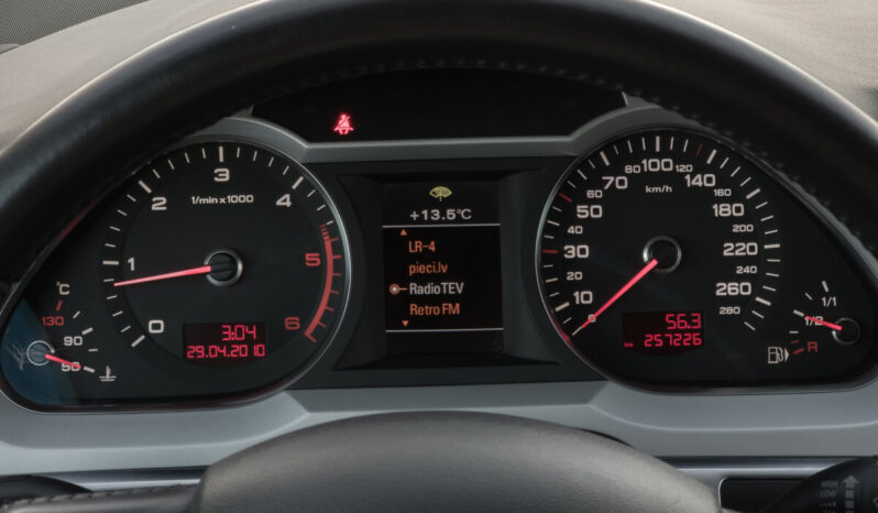 Audi A6 Avant 2,7 TDI full