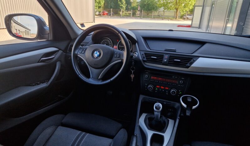 BMW X1 sDrive 2.0d full
