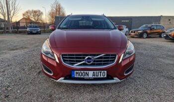 Volvo V60 2.0 D3 Momentum full