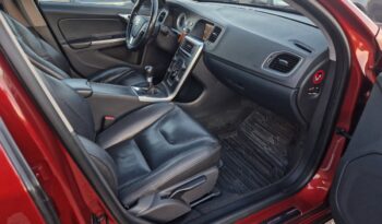 Volvo V60 2.0 D3 Momentum full