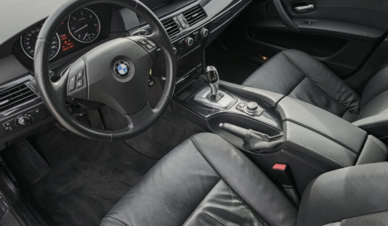 BMW 525d Touring full