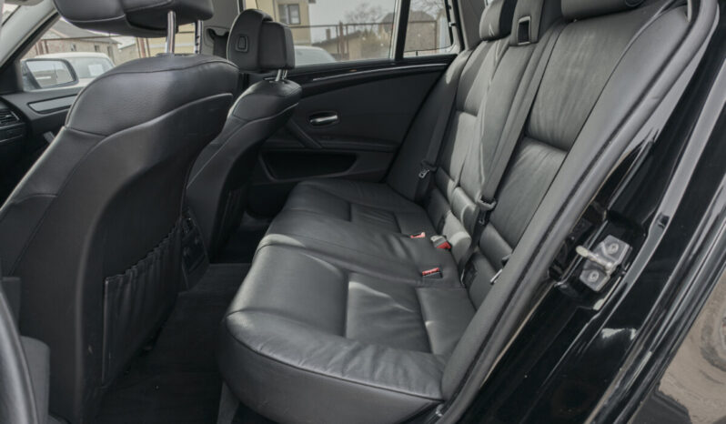 BMW 525d Touring full