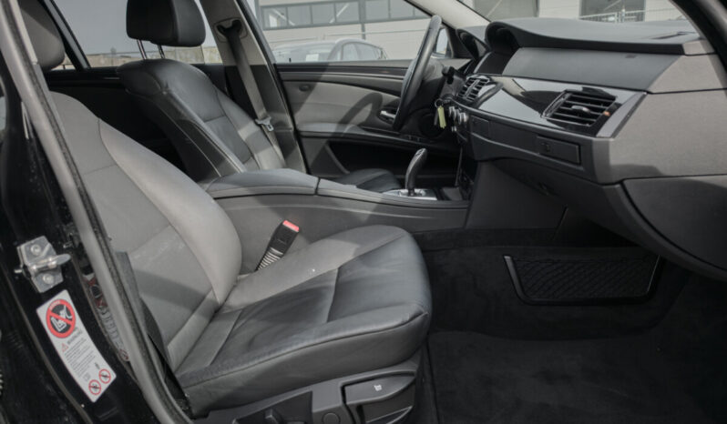 BMW 525d Touring full