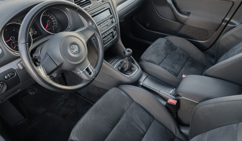 VW Golf Variant 2,0 TDI Highline full