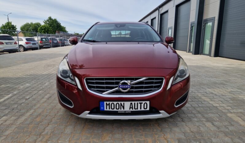 Volvo V60 2.0 D3 Momentum full