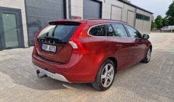 Volvo V60 2.0 D3 Momentum full