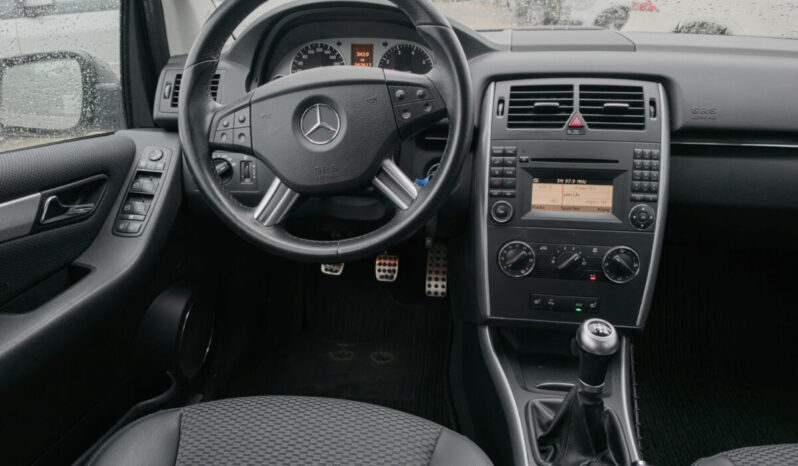 Mercedes-Benz B 160 full