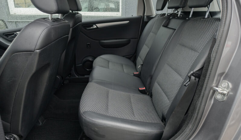 Mercedes-Benz B 160 full
