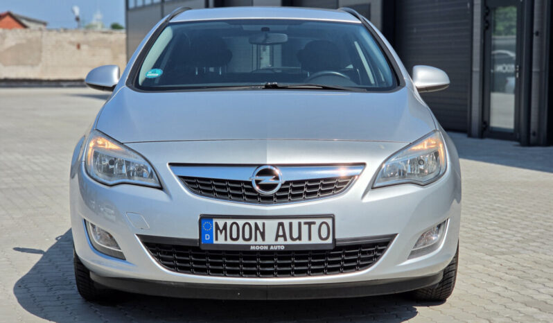 Opel Astra Sports Tourer 1,7 CDTI Design Edition full