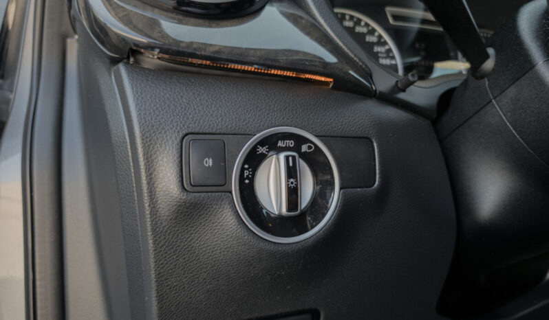 Mercedes-Benz B 180 full