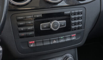 Mercedes-Benz B 180 full