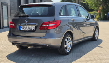 Mercedes-Benz B 180 full