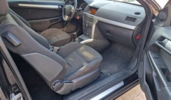 Opel Astra Coupe full