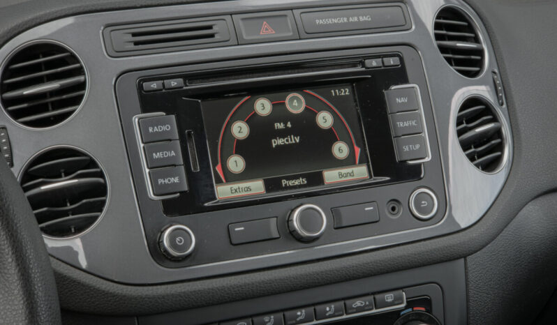 VW Tiguan 1,4 TSI BMT Trend & Fun full