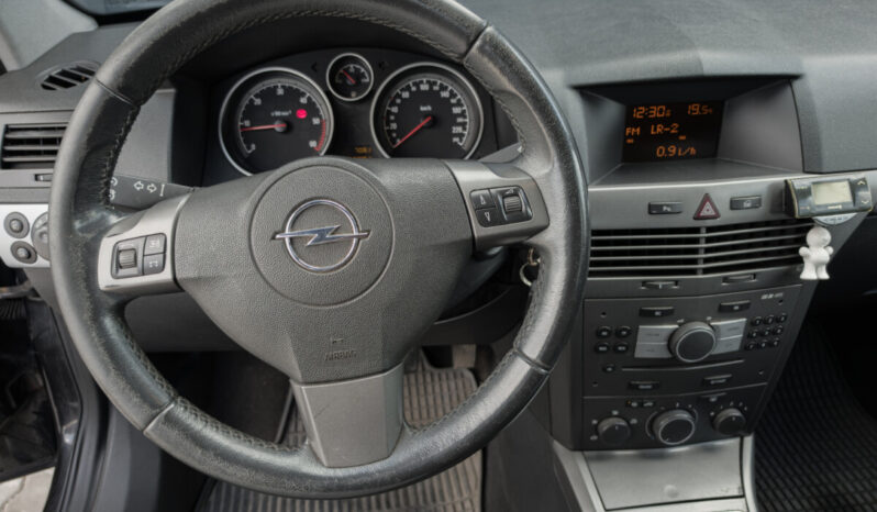 Opel Astra 1.9 cdti full