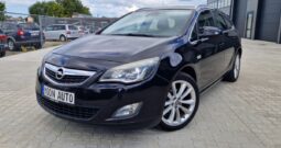 Opel Astra Sports Tourer 1.4 Cosmo