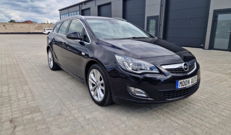 Opel Astra Sports Tourer 1.4 Cosmo full