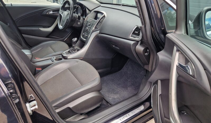 Opel Astra Sports Tourer 1.4 Cosmo full