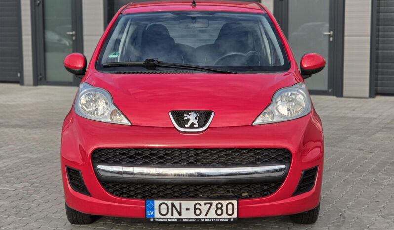 Peugeot 107 full