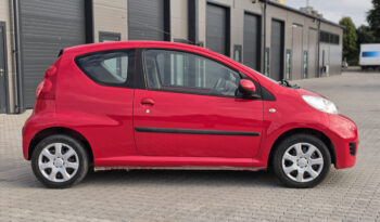 Peugeot 107 full