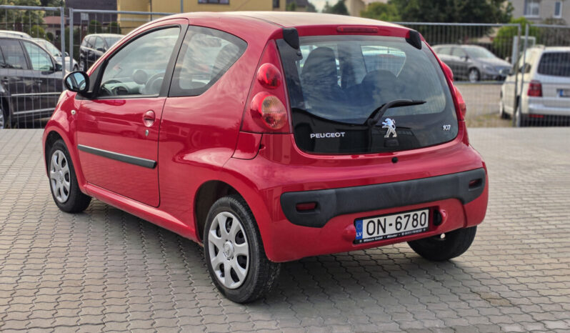 Peugeot 107 full
