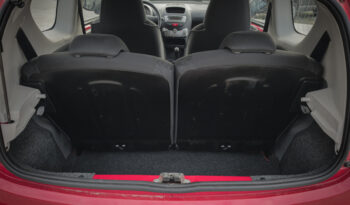 Peugeot 107 full