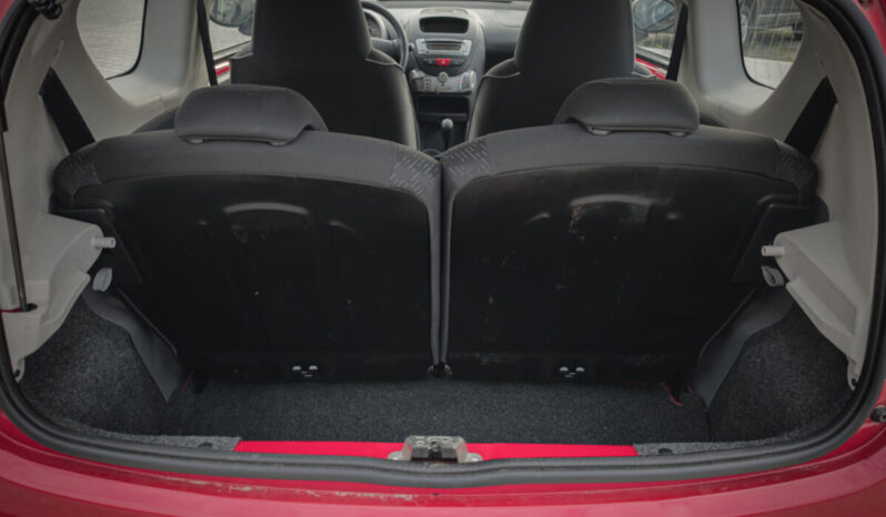 Peugeot 107 full