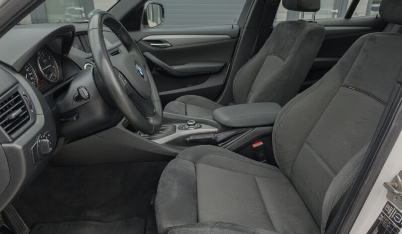 BMW X 1 xDrive 23d M-paket full