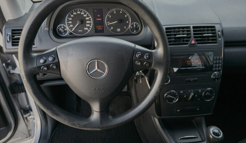 Mercedes-Benz A 150 Classic full