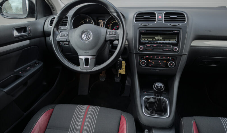 VW Golf Variant 1,6 TDI “Match” full