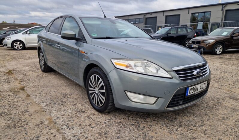 Ford Mondeo Ghia 2.2 TDCI full