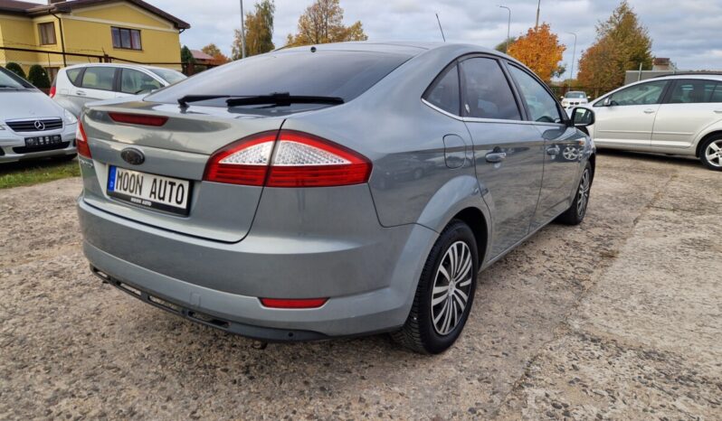 Ford Mondeo Ghia 2.2 TDCI full