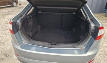 Ford Mondeo Ghia 2.2 TDCI full