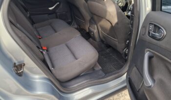 Ford Mondeo Ghia 2.2 TDCI full