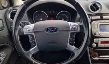 Ford Mondeo Ghia 2.2 TDCI full