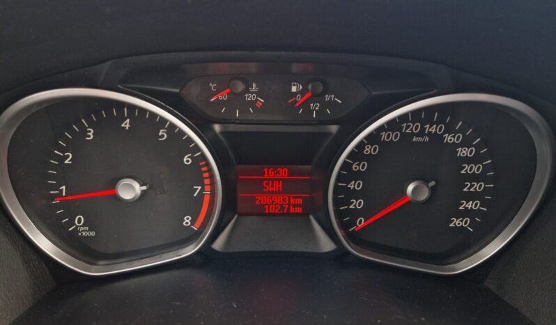 Ford Mondeo Ghia 2.2 TDCI full
