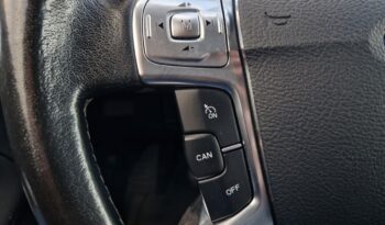 Ford Mondeo Ghia 2.2 TDCI full