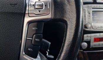 Ford Mondeo Ghia 2.2 TDCI full