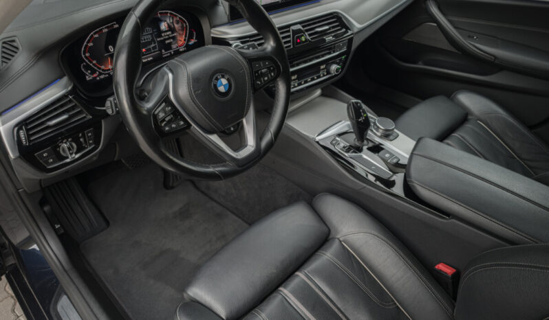 BMW 530d xDrive “Luxury Line” full