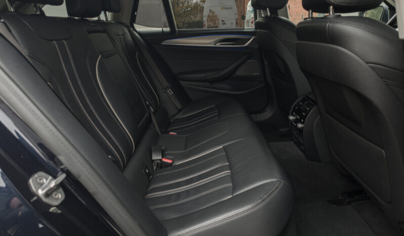 BMW 530d xDrive “Luxury Line” full
