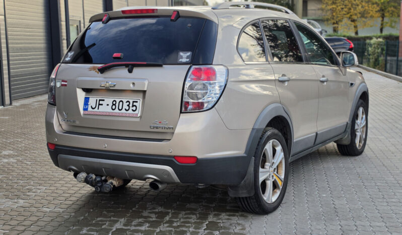 Chevrolet Captiva 2.2 D full