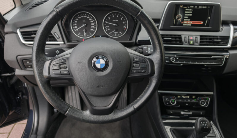 BMW 218i Gran Tourer Advantage full